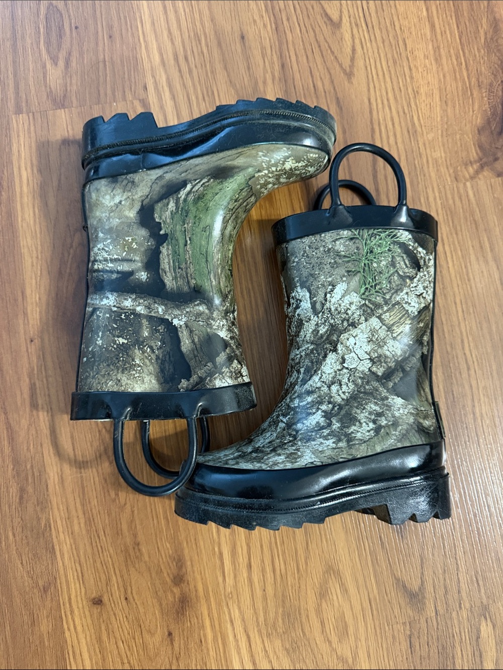 Magellan Outdoors Kids Camo Rain Boots with Pull Handles - Green/Black